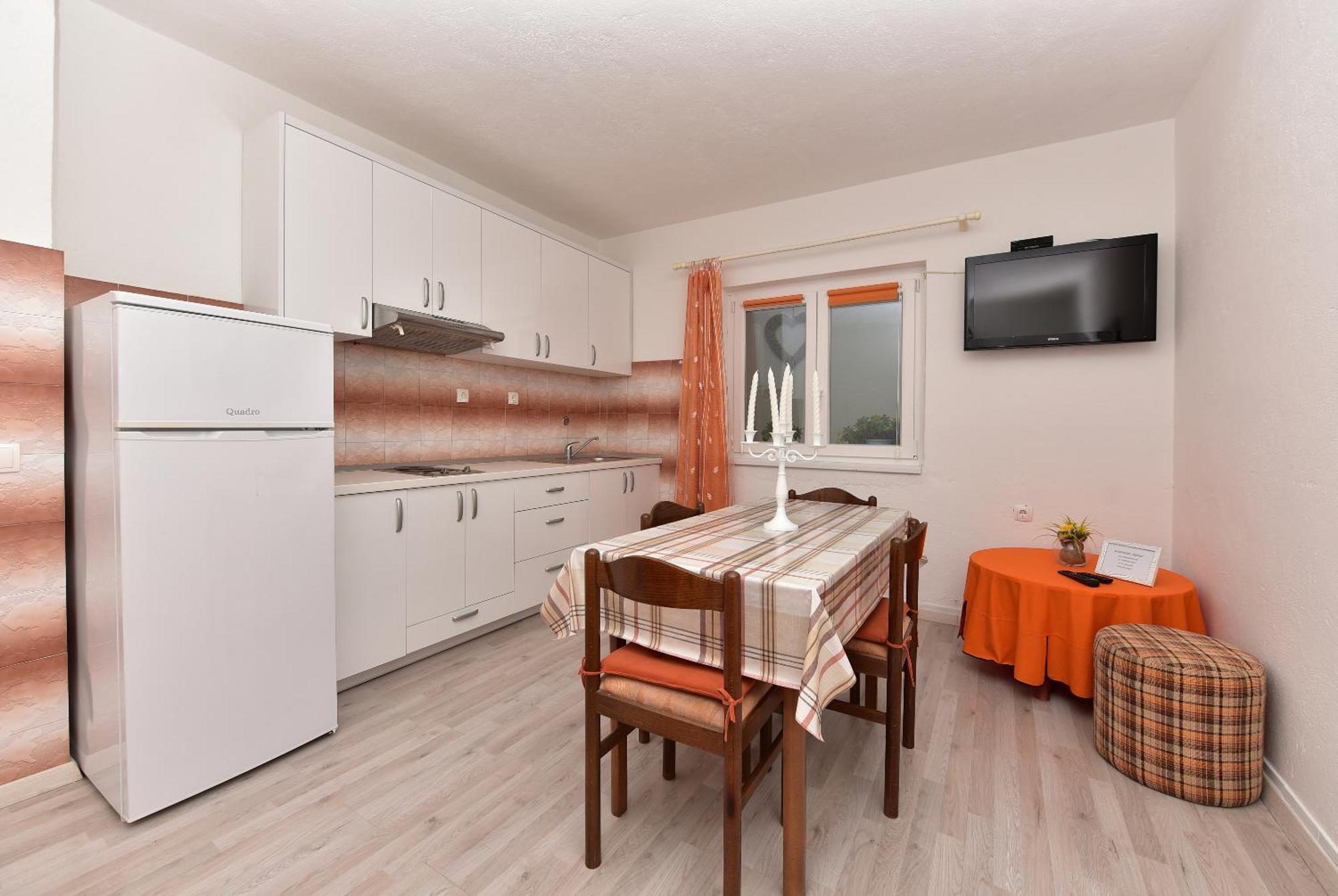 Apartment Sofija Makarska Bagian luar foto